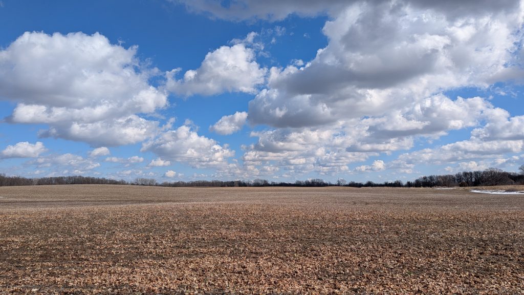 The view east from Draper Cemetery in Jackson County, Michigan.